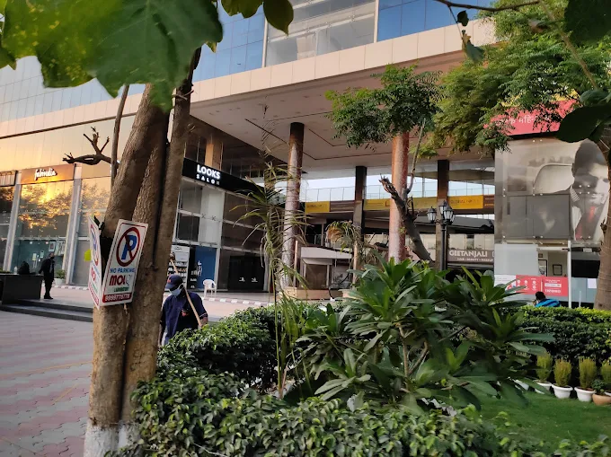 Global Foyer Mall